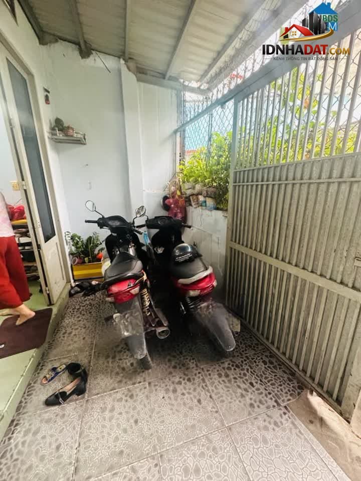 Bán nhà Hẻm xe hơi Thạch Lam, 4 x 15m, 3.7 tỷ, 2 t… – Bán nhà trong ngõ – hẻm Quận Tân Phú – TP Hồ Chí Minh giá 3 – 5 tỷ