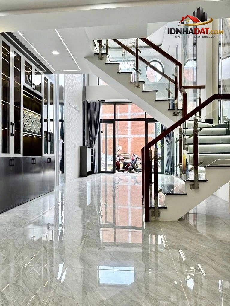 Hiếm: 4 tầng – đường 6m – khu phân lô … – Bán nhà mặt phố Quận Bình Tân – TP Hồ Chí Minh giá BÁN 7 – 10 tỷ