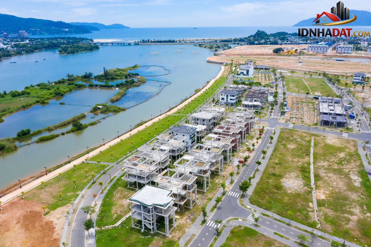Bất động sản Đà Nẵng: "Rồng bay" nhờ cú hích kép từ Trung tâm Tài chính quốc tế và Khu thương mại tự do - Ảnh 2.
