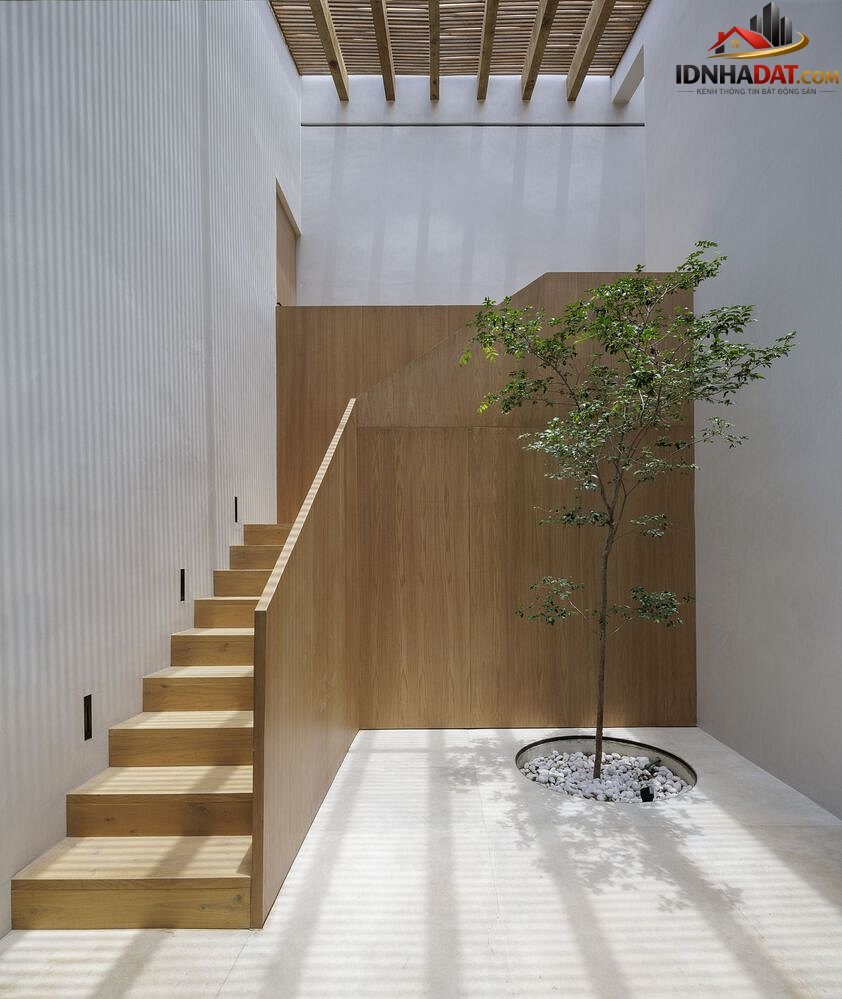 Những ngôi nhà độc lạ: như tàng hình, như không gian vũ trụ- Ảnh 8. Những ngôi nhà độc lạ: như tàng hình, như không gian vũ trụ- Ảnh 8.