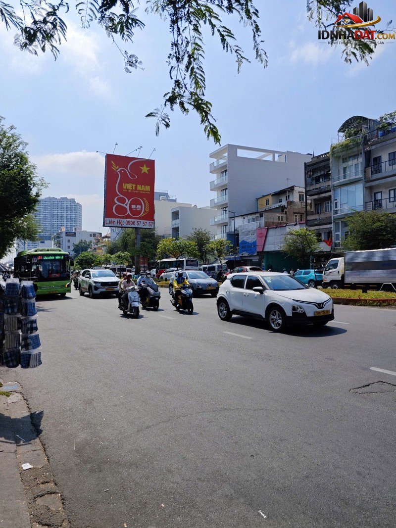 Chính chủ bán nhà cũ tiện xây mới MT Hồng Bàng Quận 11 Thành Phố Hồ Chí Minh – 70m2 – 15,5 tỷ