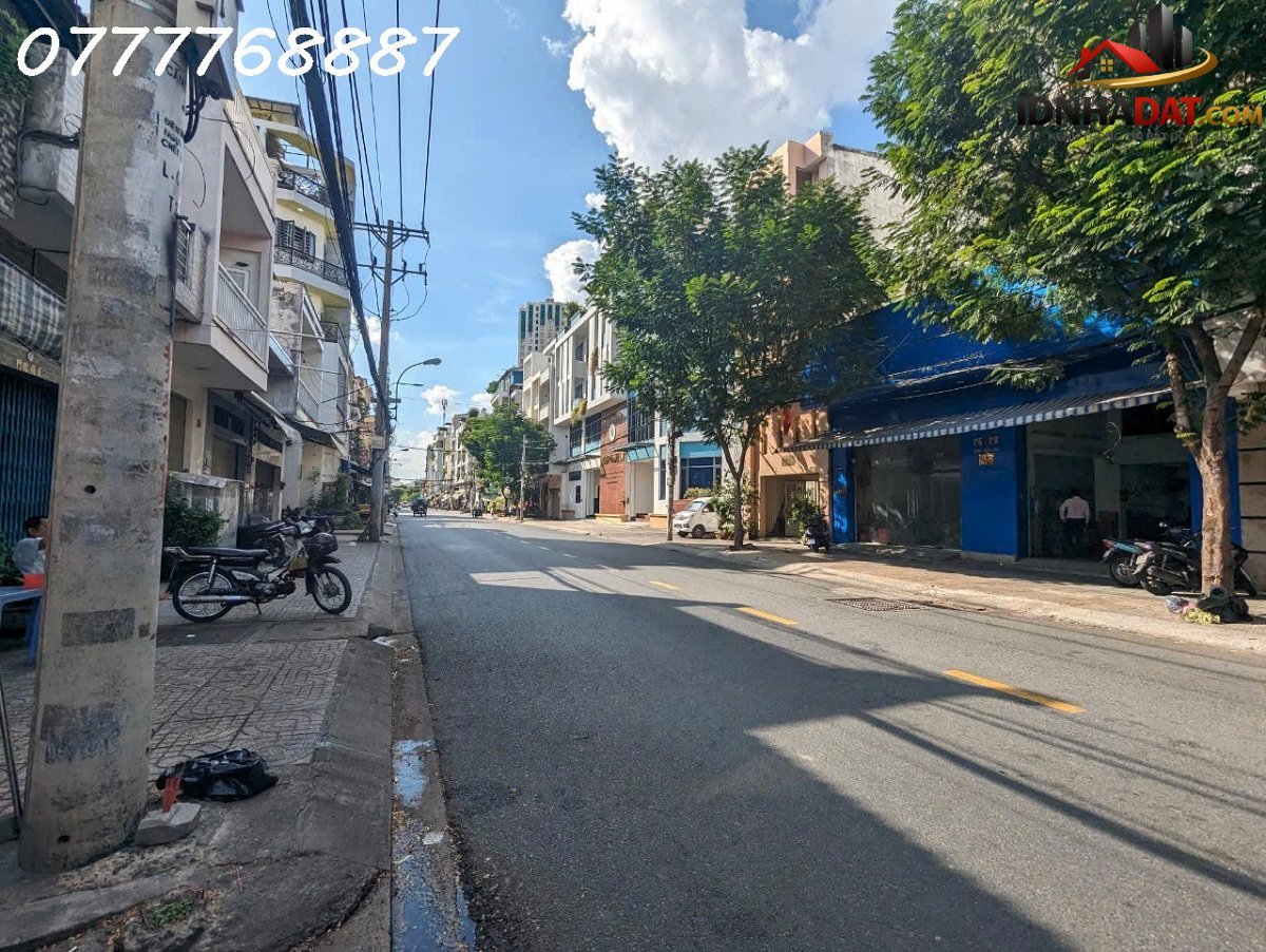 Bán nhà mặt tiền 28 Cao Văn Lầu Quận 6 Thành Phố Hồ Chí Minh diện tích 148m2 giá 21,5 tỷ