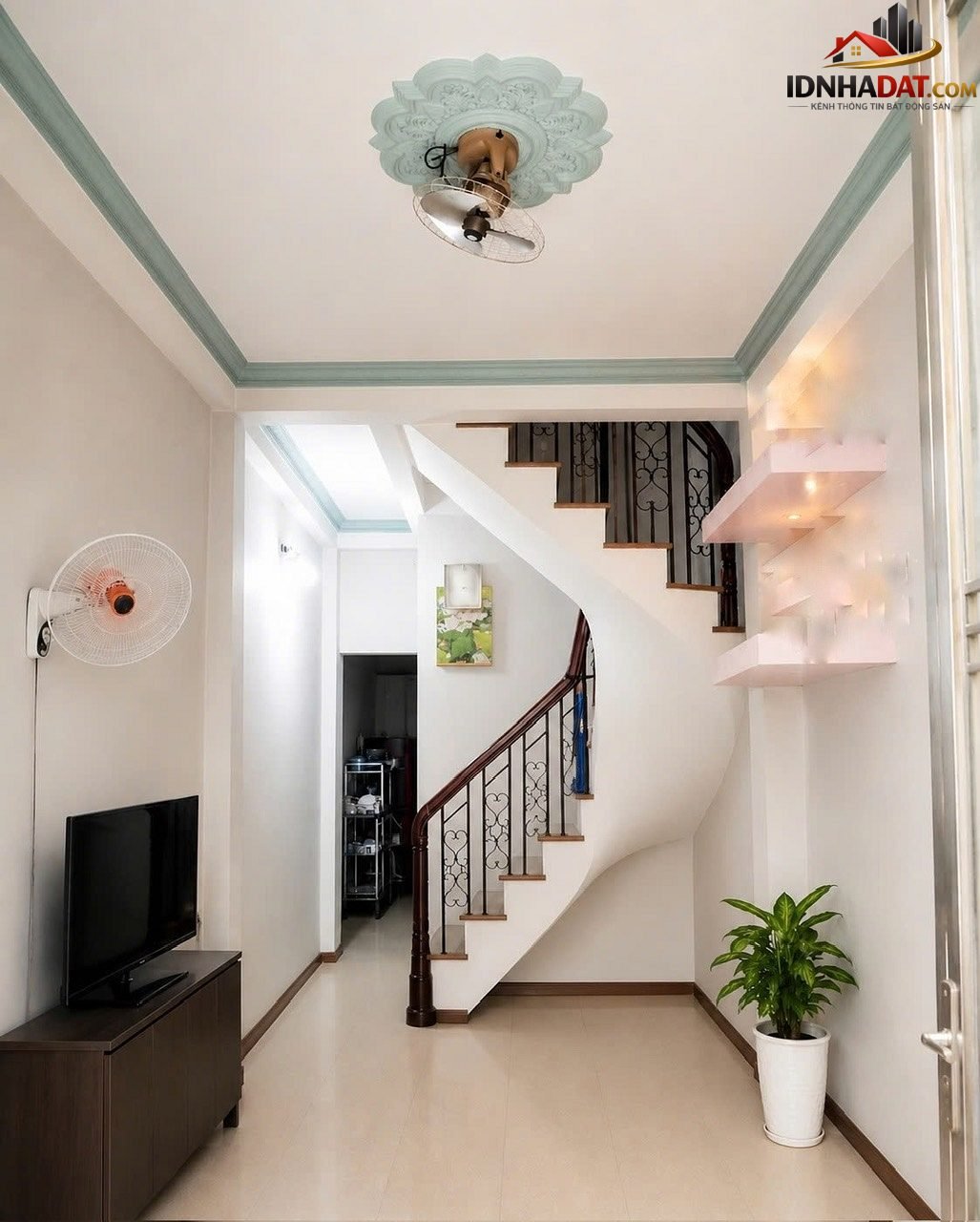 Bán nhà Cách Mạng Tháng 8 Quận 10 Thành Phố Hồ Chí Minh 40m2 chỉ 6 tỷ