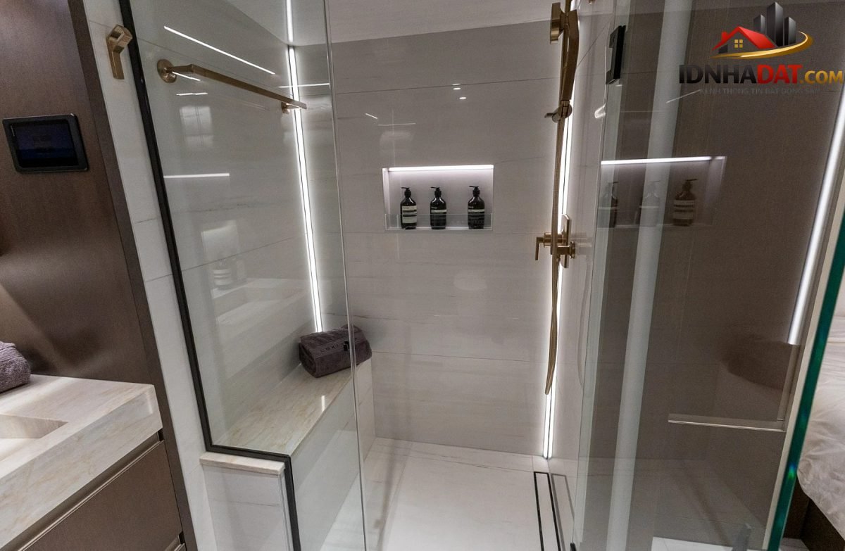 Nhà di động đẹp nhất thế giới: Như cung điện di động, giá hơn 56 tỉ, đã có người mua - Ảnh 16.