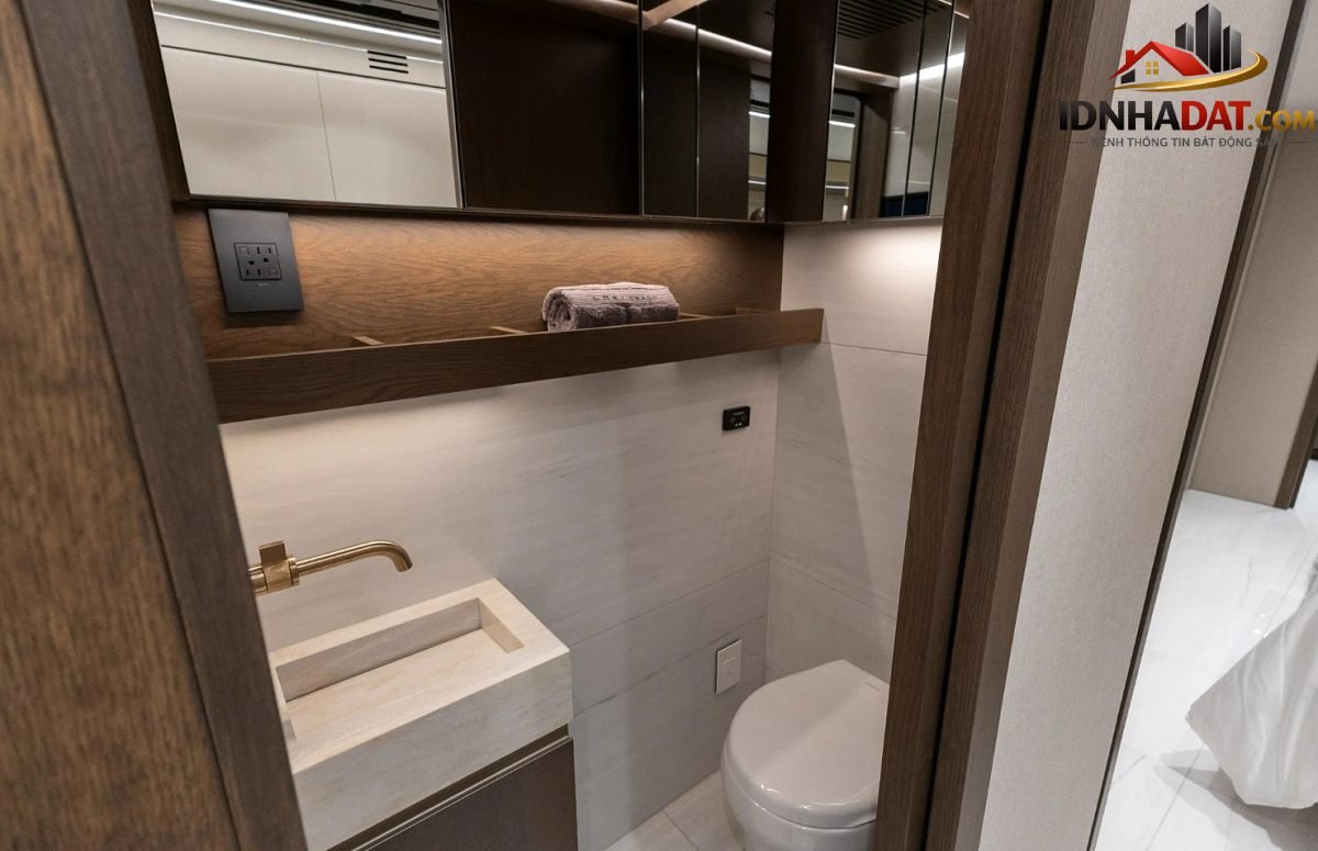 Nhà di động đẹp nhất thế giới: Như cung điện di động, giá hơn 56 tỉ, đã có người mua - Ảnh 10.