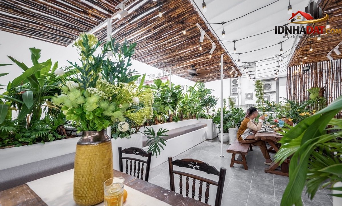Khu vườn resort, phòng tắm nghìn sao giữa lưng chừng trời ở TP.HCM - Ảnh 17.