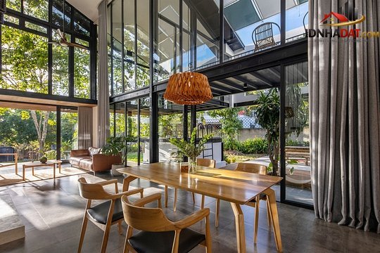 Cùng khám phá 2 kiểu nhà bọc kính - Ảnh 18.