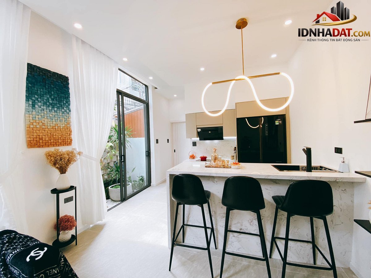 Ngôi nhà phố luôn trong lành nhờ được bọc bởi khu vườn nhỏ - Ảnh 10. Ngôi nhà phố luôn trong lành nhờ được bọc bởi khu vườn nhỏ - Ảnh 10.