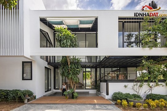 Cùng khám phá 2 kiểu nhà bọc kính - Ảnh 14.