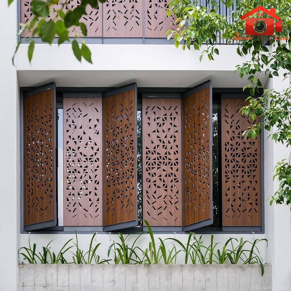 Thiết kế nhà phố lệch tầng ba thế hệ tại TP.HCM: Tối ưu diện tích và ánh sáng- Ảnh 2.