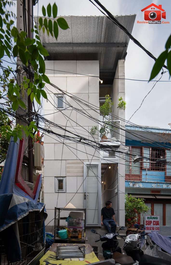 Thiết kế nhà siêu nhỏ 11m2 TP.HCM: Ứng dụng vật liệu nhẹ cho không gian tối giản- Ảnh 4. Thiết kế nhà siêu nhỏ 11m2 TP.HCM: Ứng dụng vật liệu nhẹ cho không gian tối giản- Ảnh 4.