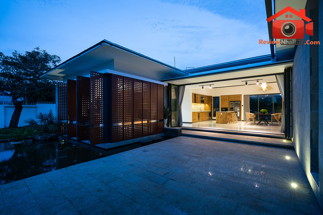 Xây nhà ba gian ở ngoại ô Đồng Nai chỉ để đón con cháu về tụ họp cuối tuần- Ảnh 1.