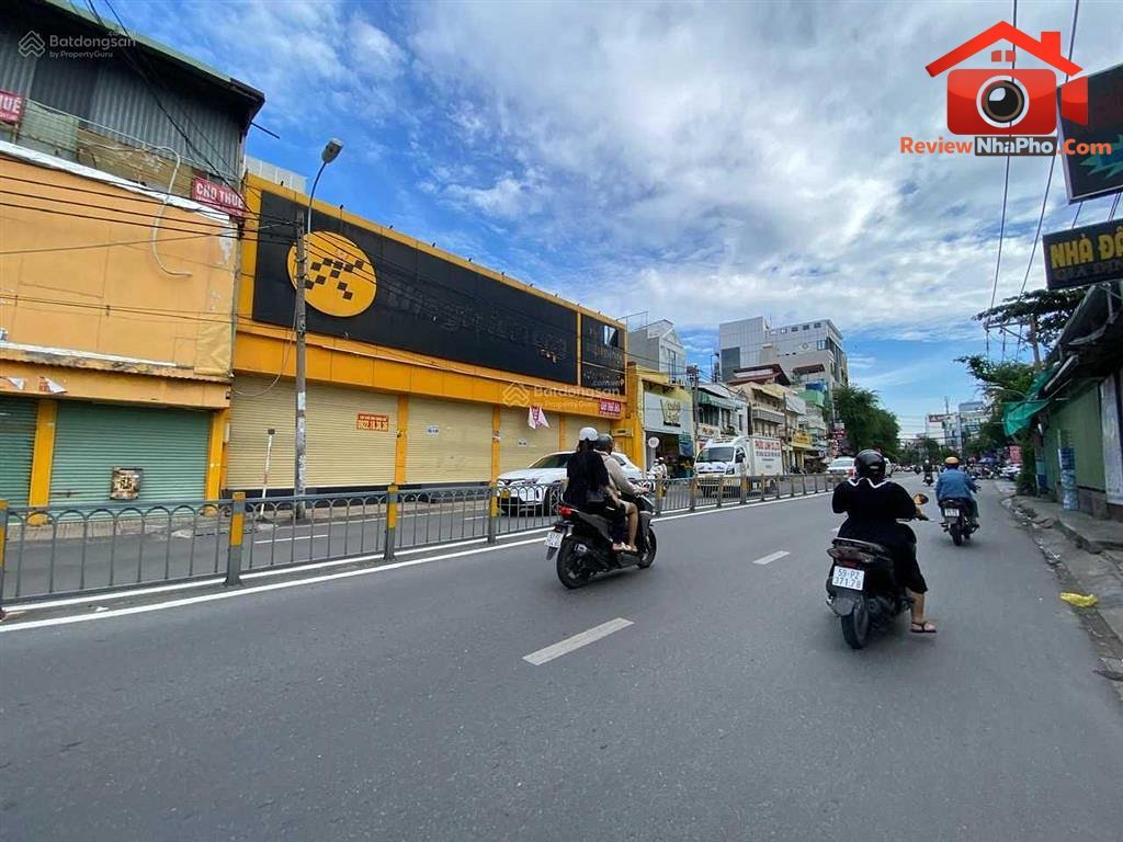 Bán nhà đất Đường Ung Văn Khiêm – Phường cũ 25 Quận Bình Thạnh – Thành phố Hồ Chí Minh REVIEW NHÀ PHỐ 3606 m2 – 199 tỷ