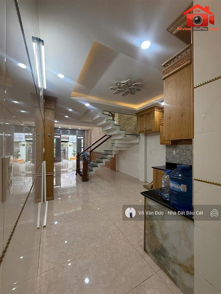 Bán nhà đất Đường Trường Chinh – Phường cũ 14 Quận Tân Bình – Thành phố Hồ Chí Minh REVIEW NHÀ PHỐ 56 m2 9.9 tỷ