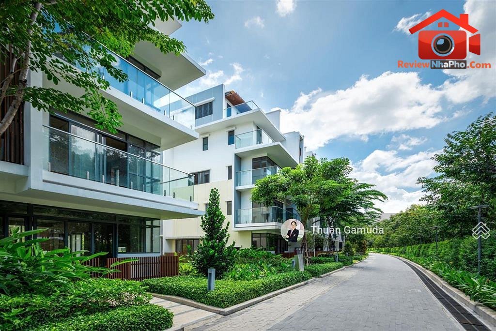 Bán nhà đất Đường Không xác định – Phường cũ Không xác định Quận Không xác định – Thành phố Hồ Chí Minh REVIEW NHÀ PHỐ 453m2 26 tỷ