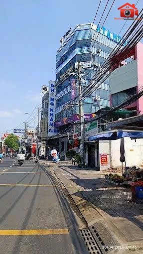 Bán nhà đất Đường Lê Văn Quới – Phường cũ Bình Hưng Hòa Quận Bình Tân – Thành phố Hồ Chí Minh REVIEW NHÀ PHỐ 350 m2 90 tỷ