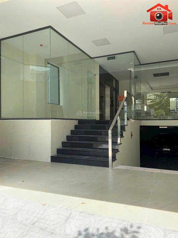 68 tỷ – Diện tích 184 m2 – Góc 2MT Lê Quang Định – Thành phố Hồ Chí Minh REVIEW NHÀ PHỐ