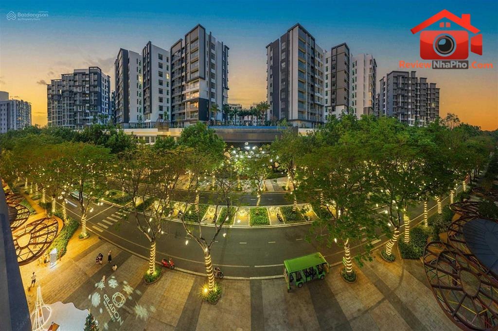 10.5 tỷ – Diện tích 121 m2 – Căn góc 3PN đẹp tại Diamond Centery REVIEW NHÀ PHỐ