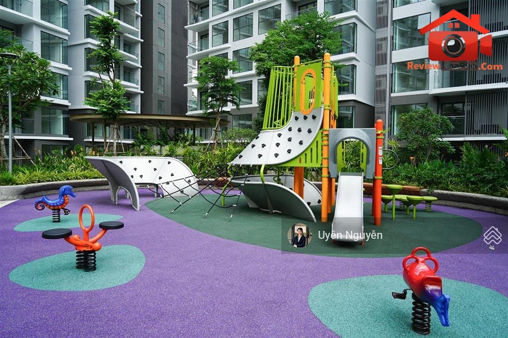 10.5 tỷ – Diện tích 121 m2 – Căn góc 3PN đẹp tại Diamond Centery REVIEW NHÀ PHỐ
