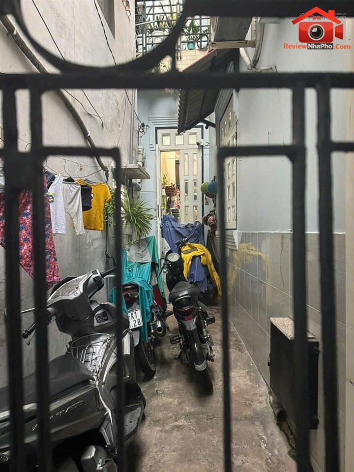 Cần bán nhà nhỏ xinh đường Bà Hôm – Quận 6 – Hồ Chí Minh – 17 m² – 2.4 tỷ REVIEW NHÀ PHỐ