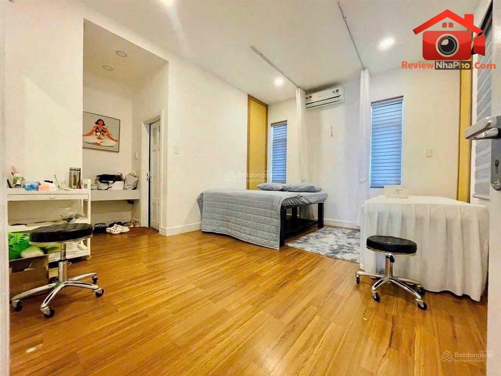 Bán nhà đất Đường Hoa – Phường cũ 2 Quận Phú Nhuận – Thành phố Hồ Chí Minh REVIEW NHÀ PHỐ diện tích 180 m2 giá 51 tỷ
