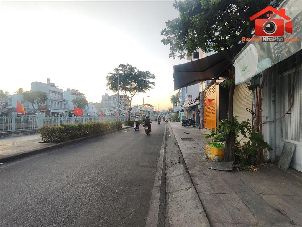 Bán nhà đất Đường Bến Phú Lâm – Phường cũ Không xác định Quận 6 – Thành phố Hồ Chí Minh REVIEW NHÀ PHỐ 99 m2 – 13 tỷ