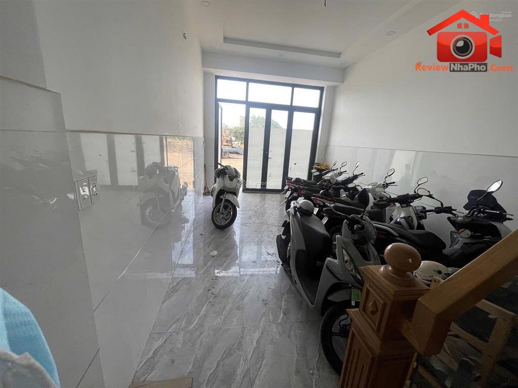 Nhà mặt tiền Kênh Tham Lương – Phường cũ Bình Hưng Hòa Quận Bình Tân – Thành phố Hồ Chí Minh REVIEW NHÀ PHỐ 64m² – 9.5 tỷ