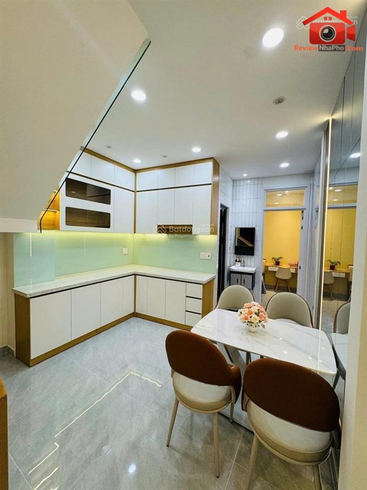Bán nhà đất Đường Lạc Long Quân – Phường cũ … – Bán nhà mặt phố Quận 11 – TP Hồ Chí Minh giá 5 – 7 tỷ