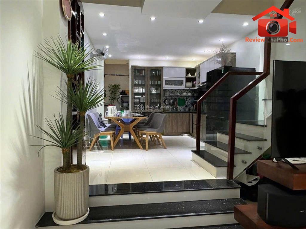 Bán nhà đất Đường Vĩnh Viễn – Phường cũ 2 Quận 10 – Thành phố Hồ Chí Minh REVIEW NHÀ PHỐ 82 m2 3.89 tỷ