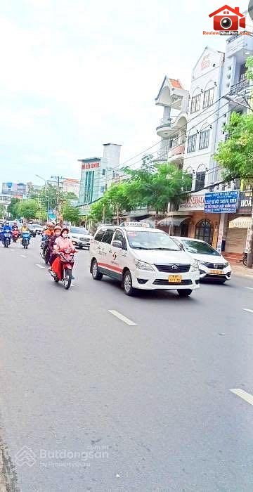 Nhà đất mặt tiền 43 m2 – Giá 8.49 tỷ – REVIEW NHÀ PHỐ