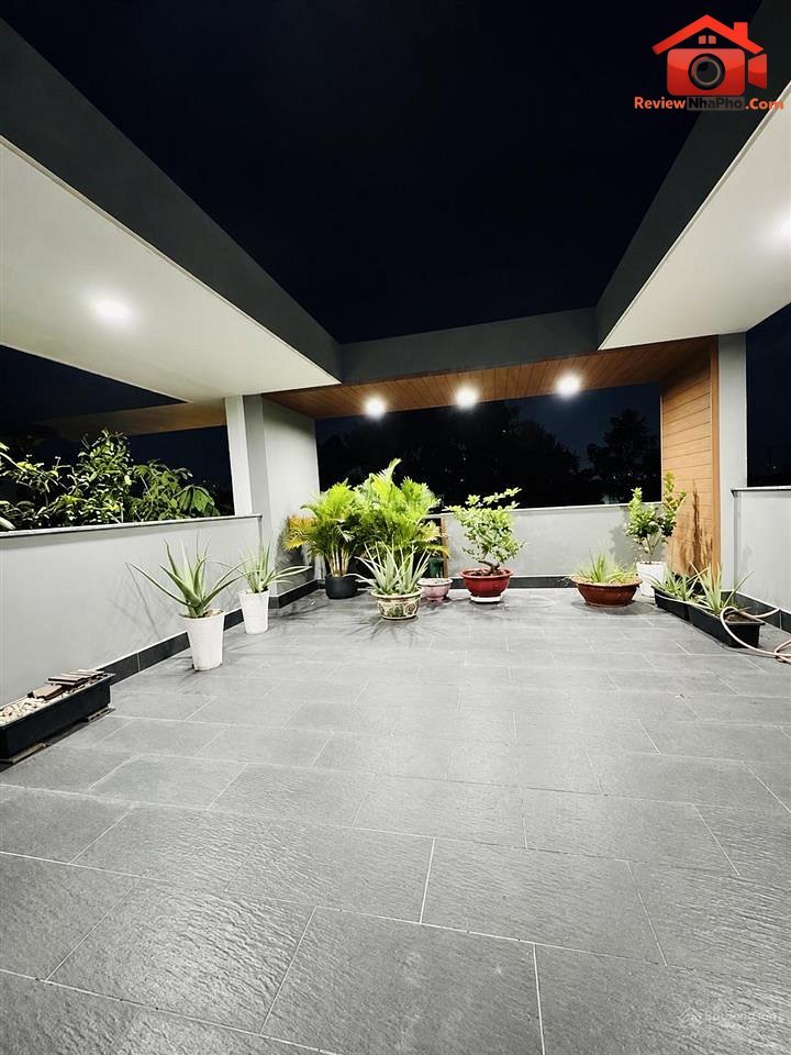Nhà mặt tiền 4 tầng – 100 m2 – Thỏa th… – Bán nhà mặt phố Quận Bình Tân – TP Hồ Chí Minh giá Thỏa thuận