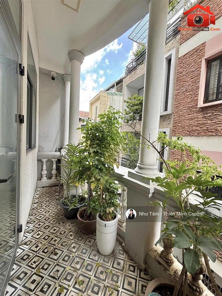 17 tỷ – Diện tích 70 m2 – Nhà mới 4 tầ… – Bán nhà trong ngõ, hẻm Quận 1 – TP Hồ Chí Minh giá 15 – 20 tỷ