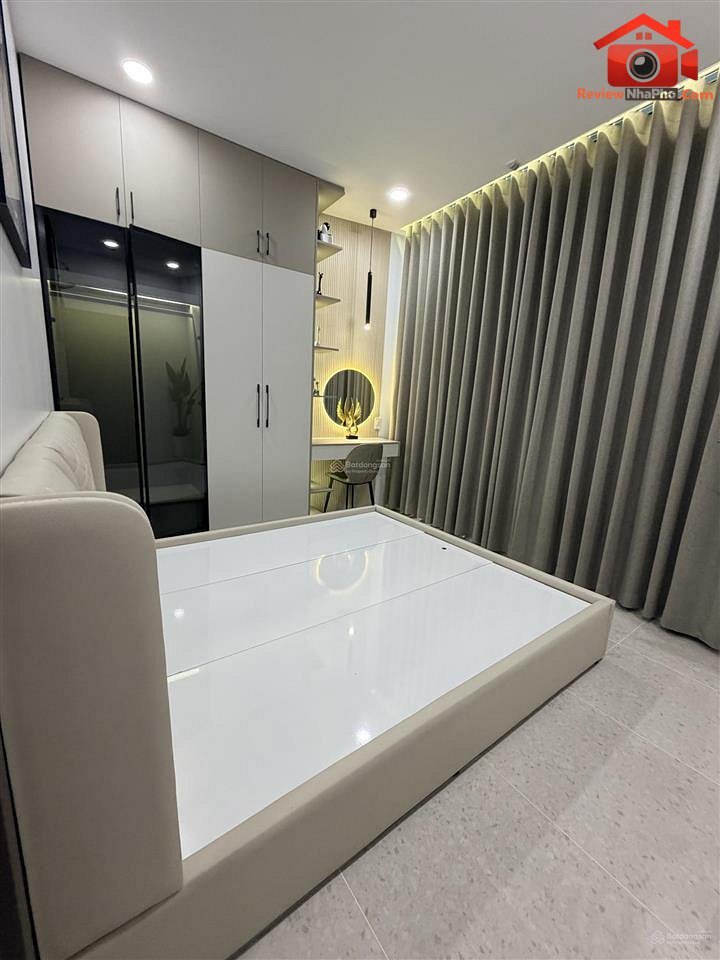 8.6 tỷ – Diện tích 48 m² – Nhà thang máy full nội thất hẻm ô tô, Phường 9, Quận Tân Bình REVIEW NHÀ PHỐ