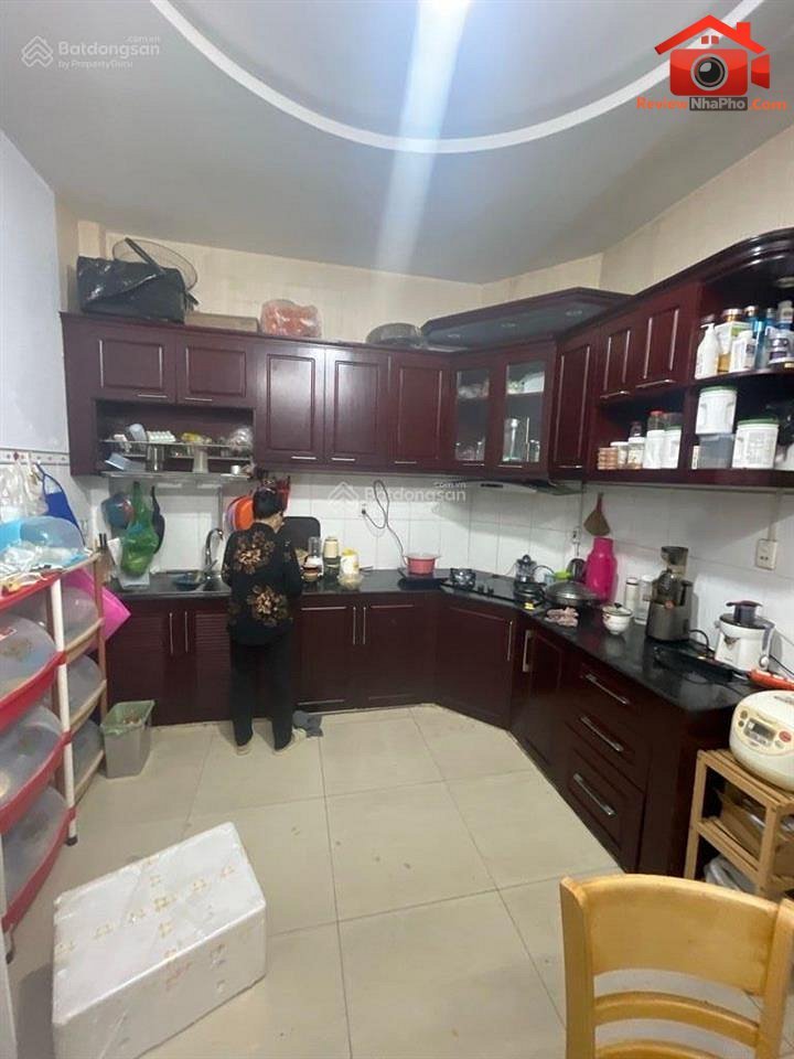 Nhà 3 tầng 4PN 3WC giá 6.9 tỷ – Đường Lạc Long Quân – Quận 11 – Thành phố Hồ Chí Minh REVIEW NHÀ PHỐ