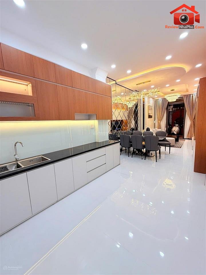 Bán nhà đất Đường Phan Xích Long – Phường cũ Không xác định Quận Không xác định – Thành phố Hồ Chí Minh REVIEW NHÀ PHỐ 65 m2 – 8.59 tỷ
