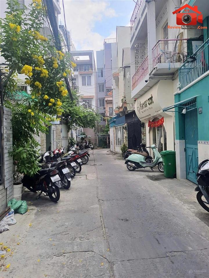 Nhà riêng 3 tầng mặt tiền 3.9m – Diện tích 38 m2 – Giá 6.5 tỷ – REVIEW NHÀ PHỐ