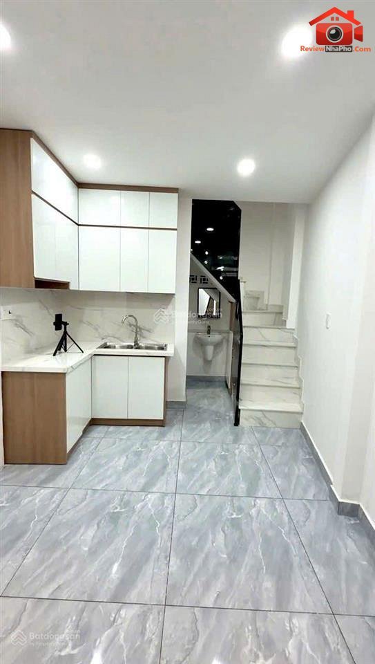 Cần bán nhà 2 phòng ngủ Đường Lạc Long Quân – Quận 11 – Thành phố Hồ Chí Minh 2.89 tỷ