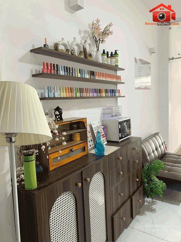 24 tỷ – Diện tích 72 m² – Nhà mặt tiền đường Hoa Lan, Quận Phú Nhuận, Thành phố Hồ Chí Minh REVIEW NHÀ PHỐ