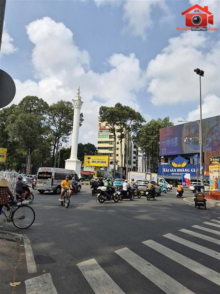 Thỏa thuận – 237 m2 – Nhà Mặt Tiền đường Hoàng Văn Thụ, Quận Phú Nhuận, Thành phố Hồ Chí Minh REVIEW NHÀ PHỐ
