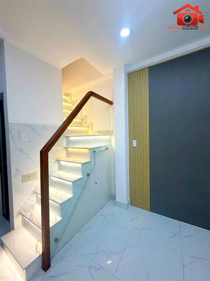 Nhà đẹp đường Lạc Long Quân – Phường cũ Quận 11 – Thành phố Hồ Chí Minh REVIEW NHÀ PHỐ 24m2 3.79 tỷ