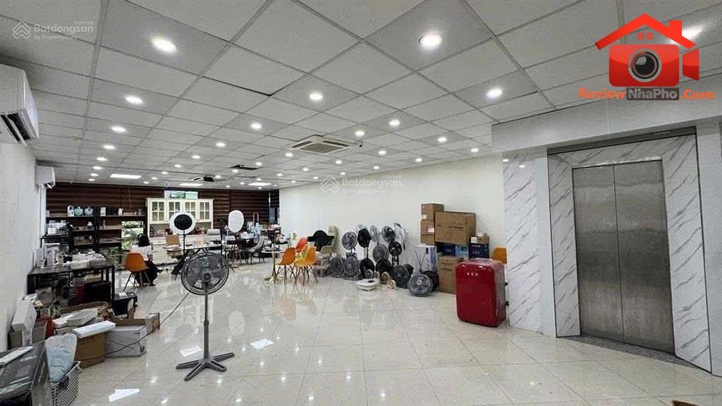 Bán nhà đất Đường Phạm Văn Chí – Phường cũ Không xác định Quận 6 – Thành phố Hồ Chí Minh REVIEW NHÀ PHỐ 168 m2 – 36 tỷ