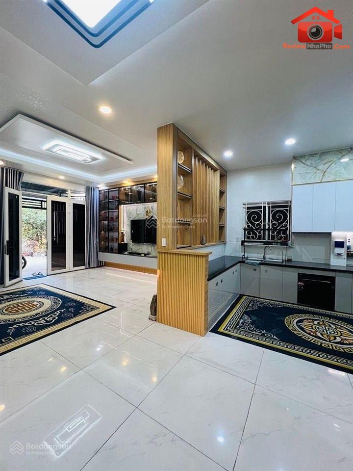 Bán nhà 2 tầng đẹp đường Phạm Văn Chí – Quận 6 – Thành phố Hồ Chí Minh 11.5 tỷ