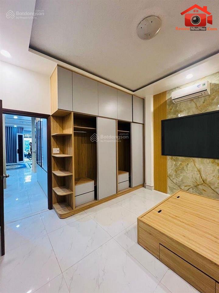 Bán nhà 2 tầng đẹp đường Phạm Văn Chí – Quận 6 – Thành phố Hồ Chí Minh 11.5 tỷ