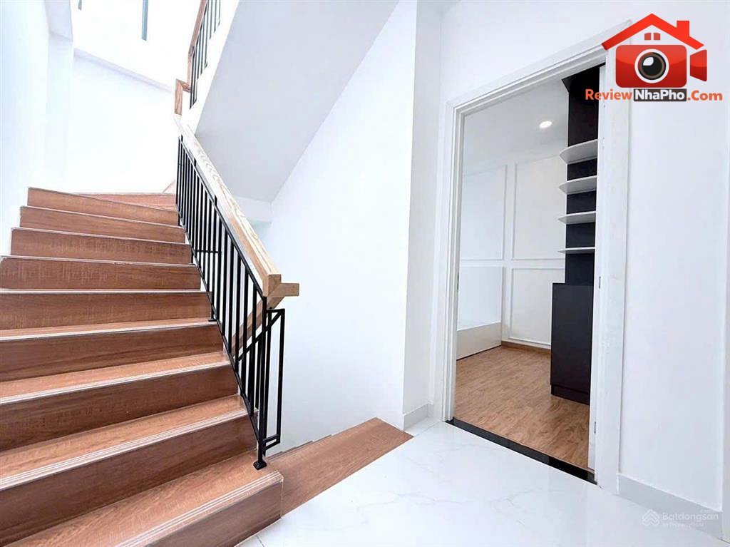 Bán nhà đất Đường Cách Mạng Tháng 8 – Quận 10 – Thành phố Hồ Chí Minh 7.98 tỷ
