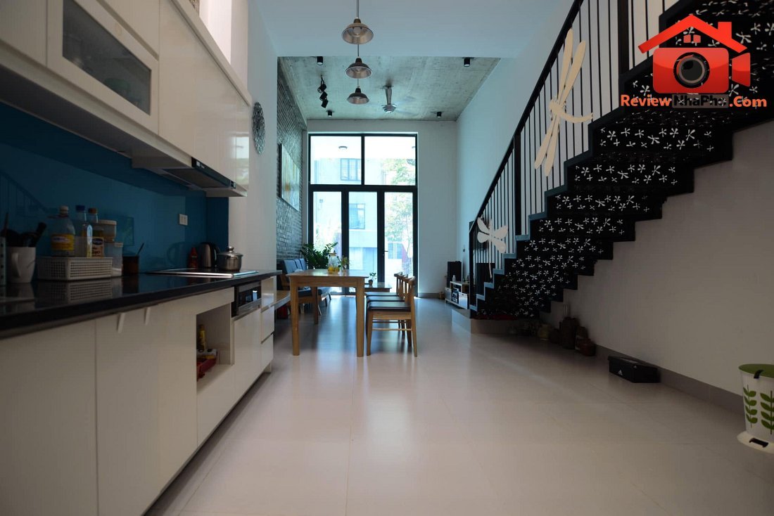 Nhà hướng Tây tại Vĩnh Phúc: Bẫy nắng và dựng phễu đón gió cho đất hẹp- Ảnh 10. Nhà hướng Tây tại Vĩnh Phúc: Bẫy nắng và dựng phễu đón gió cho đất hẹp- Ảnh 10.