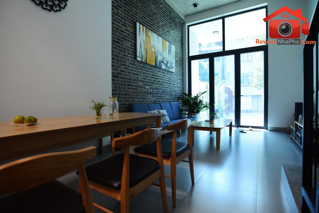 Nhà hướng Tây tại Vĩnh Phúc: Bẫy nắng và dựng phễu đón gió cho đất hẹp- Ảnh 7. Nhà hướng Tây tại Vĩnh Phúc: Bẫy nắng và dựng phễu đón gió cho đất hẹp- Ảnh 7.