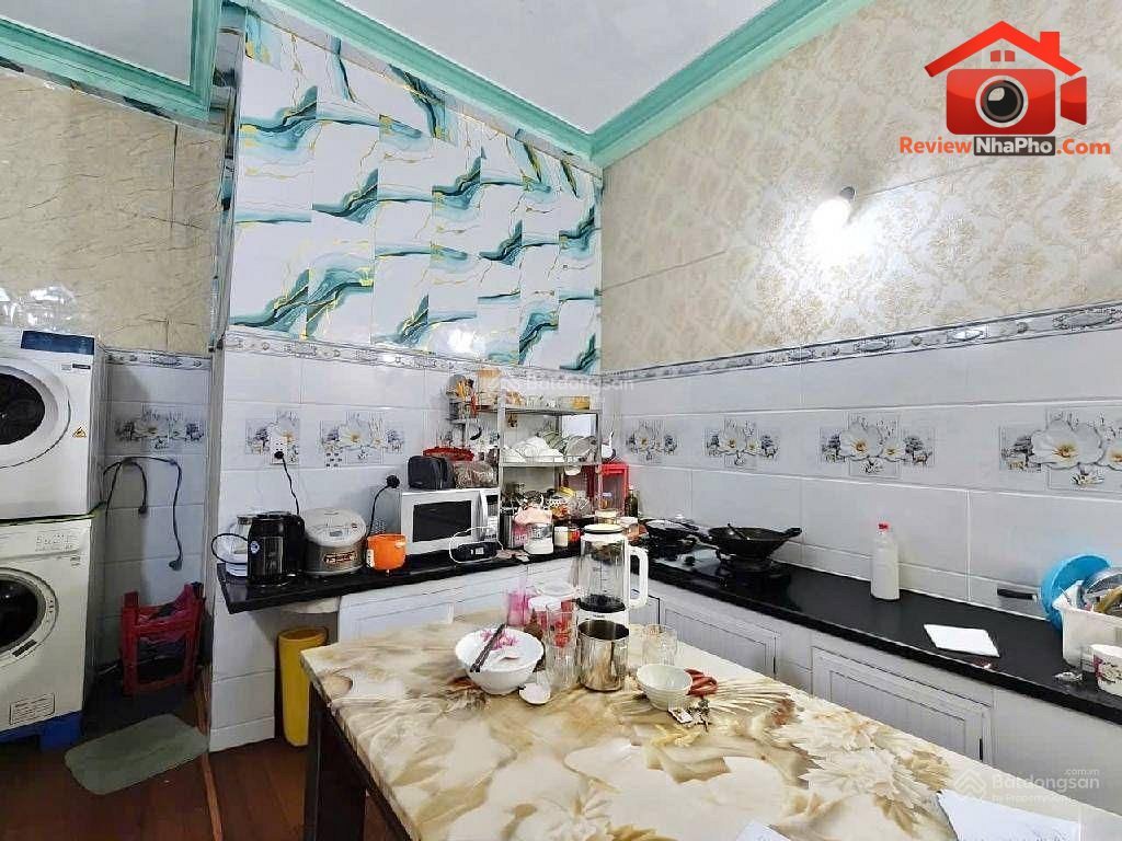 Bán nhà đất Đường Nguyễn Cửu Đàm – Phường cũ Tân Sơn Nhì Quận Tân Phú – Thành phố Hồ Chí Minh REVIEW NHÀ PHỐ 97m2 Thỏa thuận