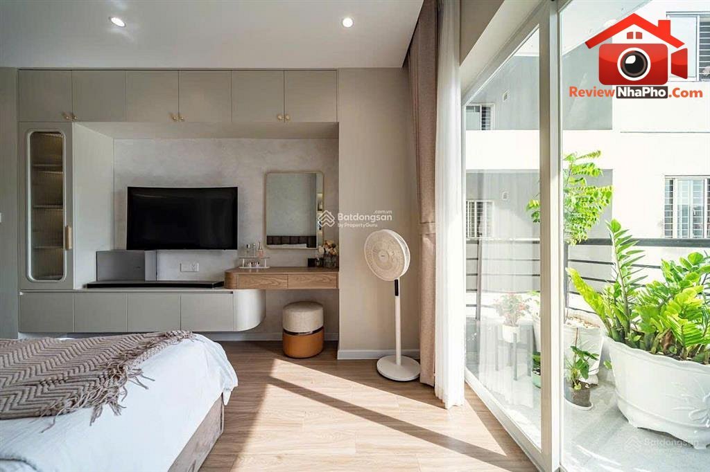 Cần chuyển nhượng căn hộ The Flemington 87 m2 giá 7.9 tỷ – Bán nhà đất đường Lê Đại Hành – Phường cũ 15 Quận 11 – Thành phố Hồ Chí Minh REVIEW NHÀ PHỐ