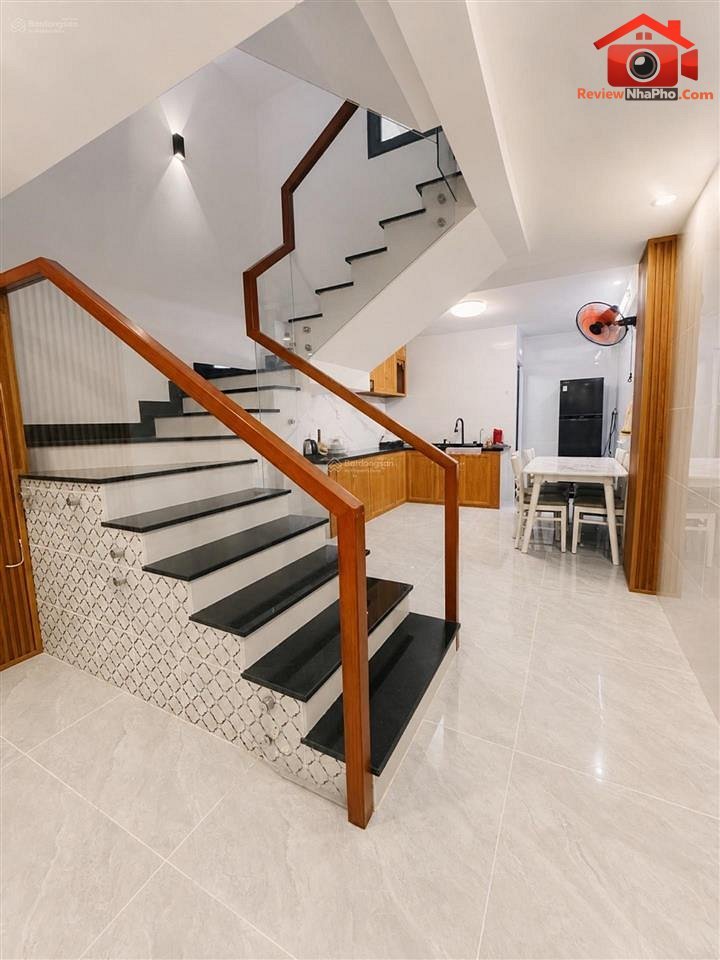 Bán nhà đất Đường Lạc Long Quân – Phường cũ Không xác định Quận Không xác định – Thành phố Hồ Chí Minh REVIEW NHÀ PHỐ 45 m2 – 8.3 tỷ