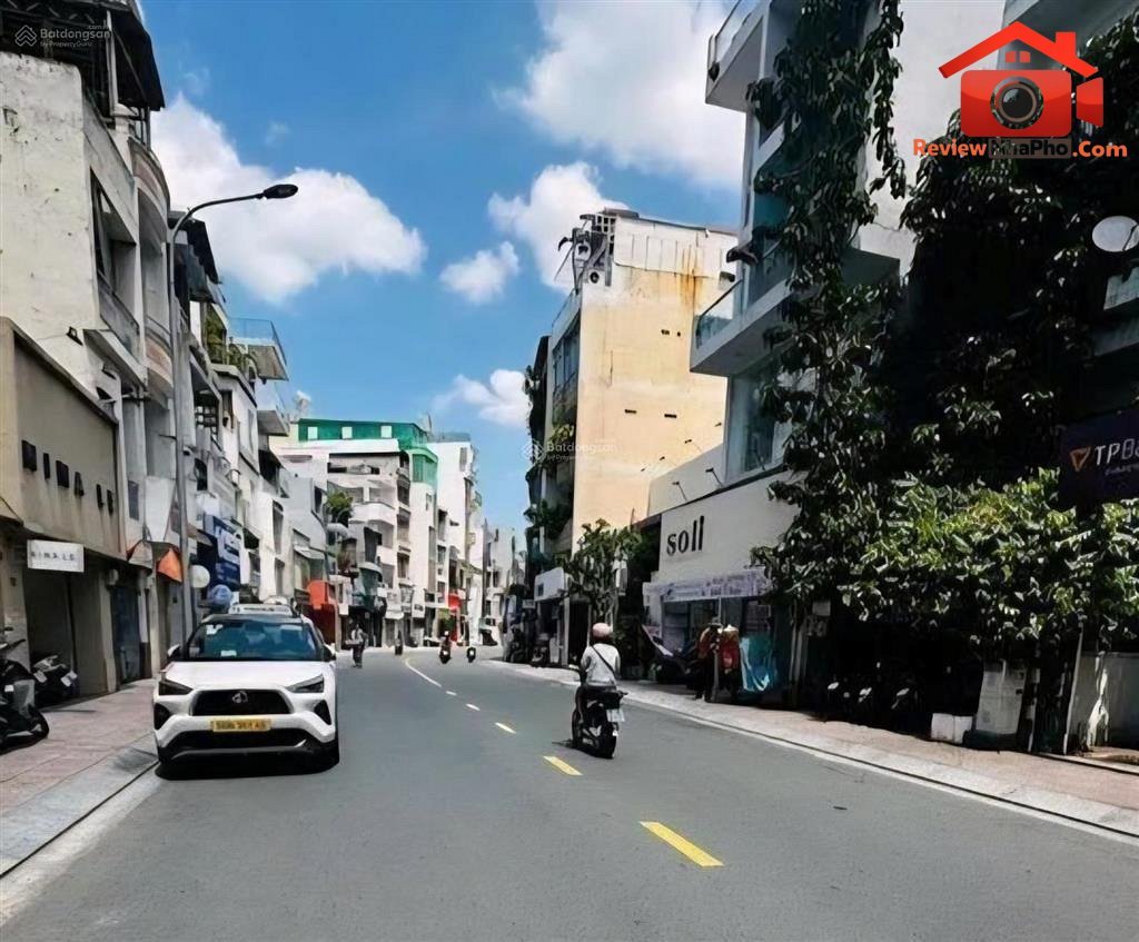 Bán nhà đất Đường Nguyễn Đình Chính – Phường… – Bán nhà mặt phố Quận Phú Nhuận – TP Hồ Chí Minh giá 20 – 40 tỷ